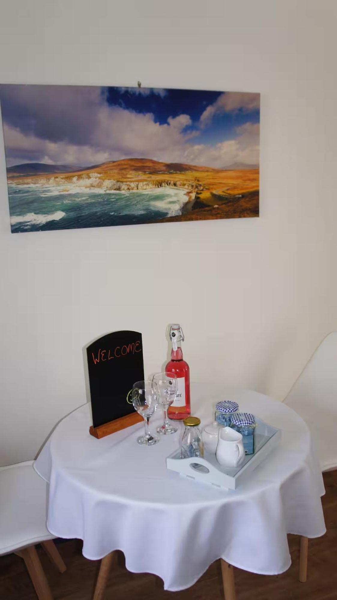 Riverbank Apartment Westport